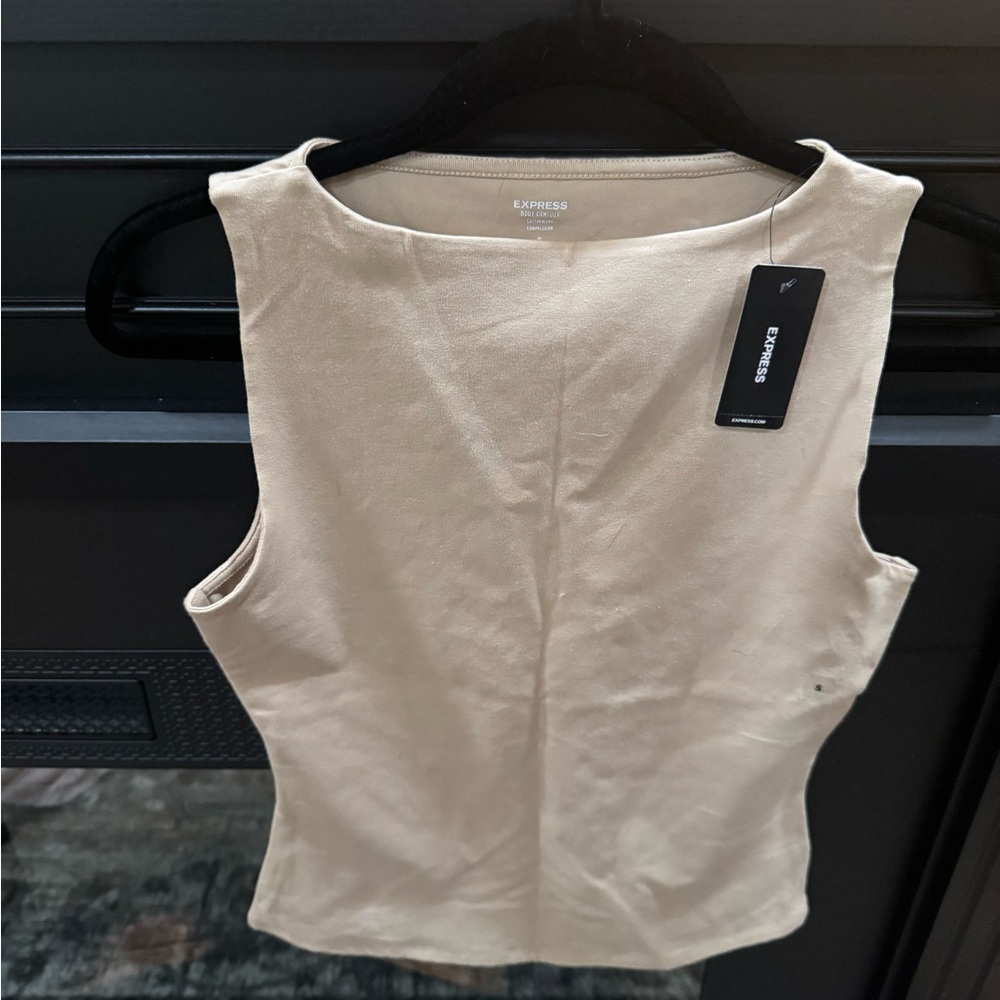 Express boat neck top
